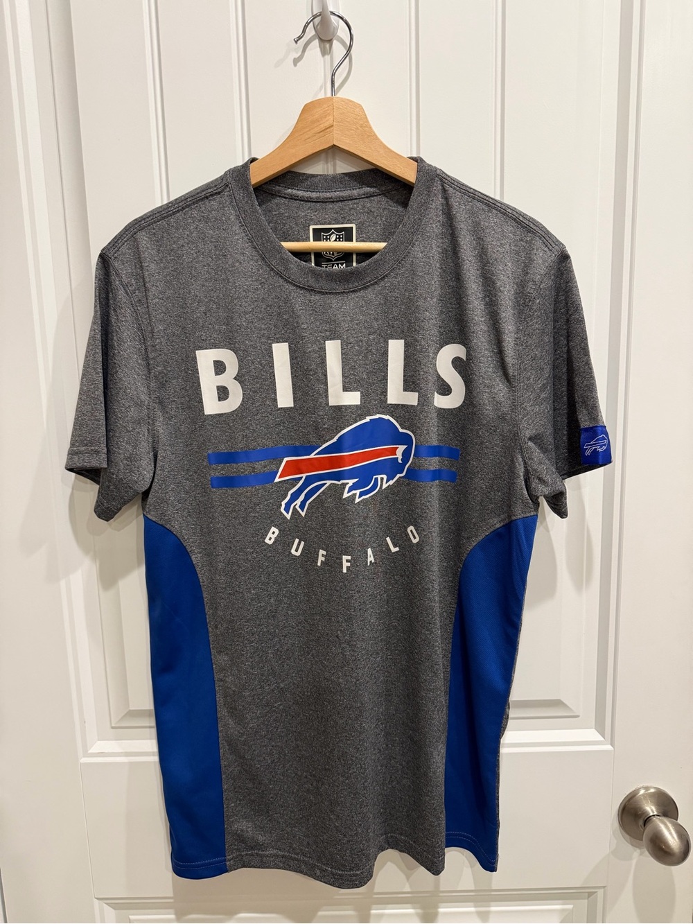 Buffalo Bills NFL Dri-Fit Style Men's Gray & Royal Blue Team Tee Size Medium